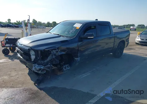 2021 Ram 1500 Big Horn 4X4 5'7 Box из США, поврежденный, VIN 1C6SRFFT7MN676111